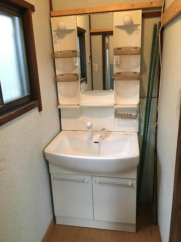 シャワー付洗面台